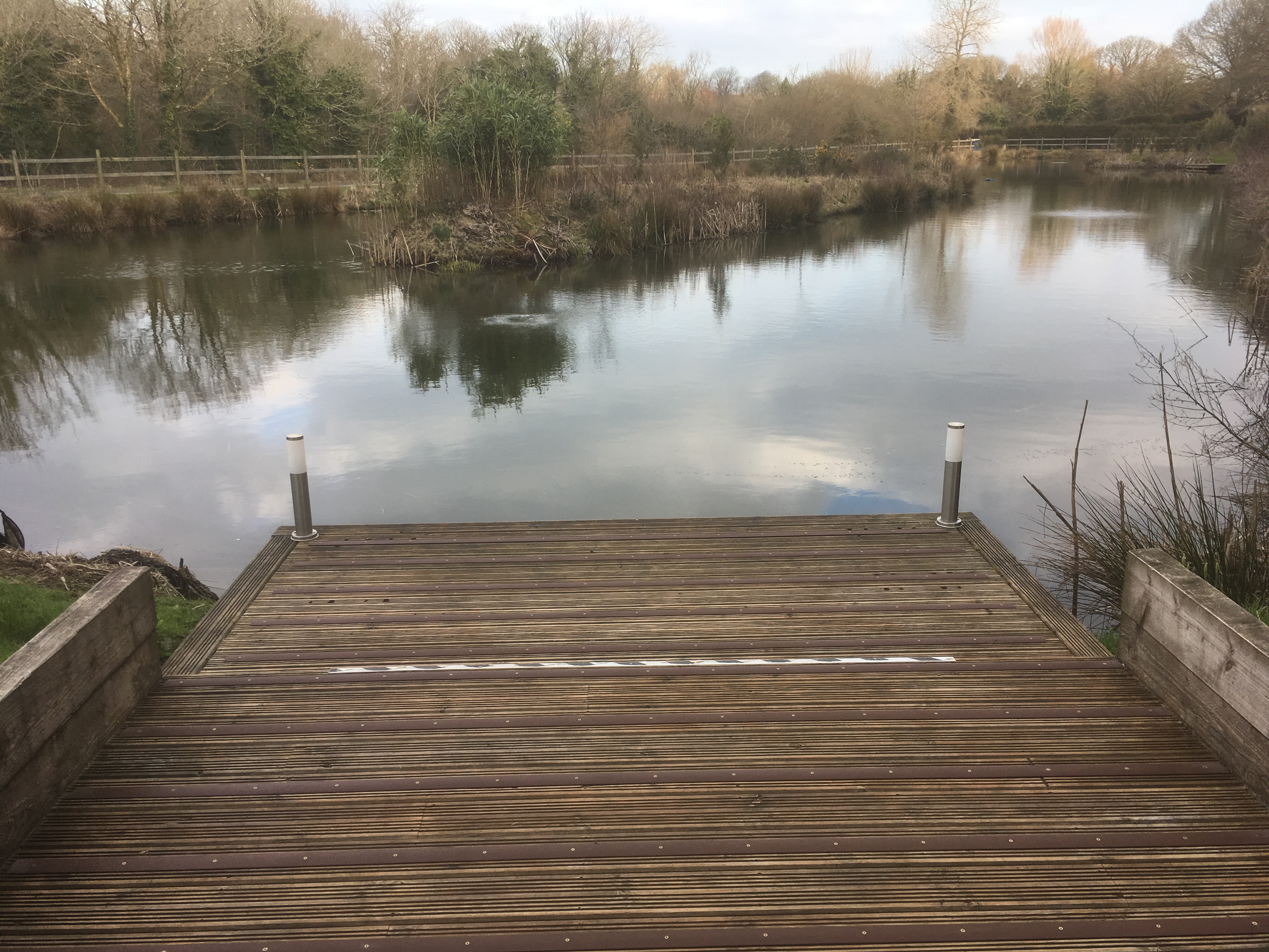 Mallard Lodge - non slip decking