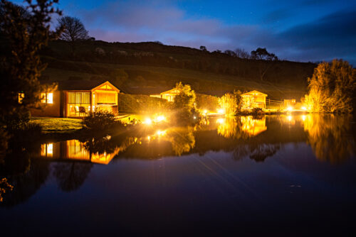 Nanpusker Lakeside Lodges evening