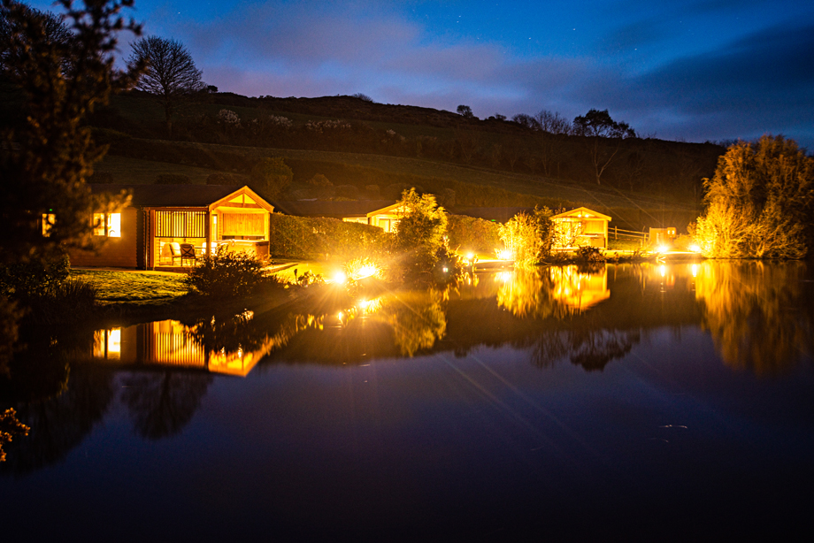 Nanpusker Lakeside Lodges evening